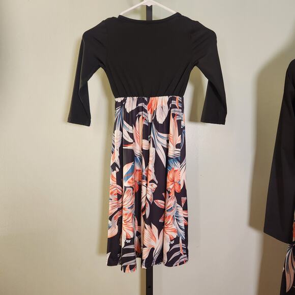 MOMMY AND ME Matching Long Sleeve Floral Maxi Dresses, Size Large & 4-5T - Picture 15 of 15